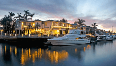 黄金海岸奢华滨海水景别墅